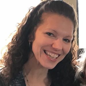 Meet your Posher, Laurie